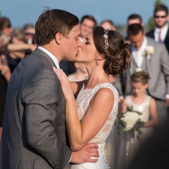 Meet your Posher, Ansley - Picture 1 of 1